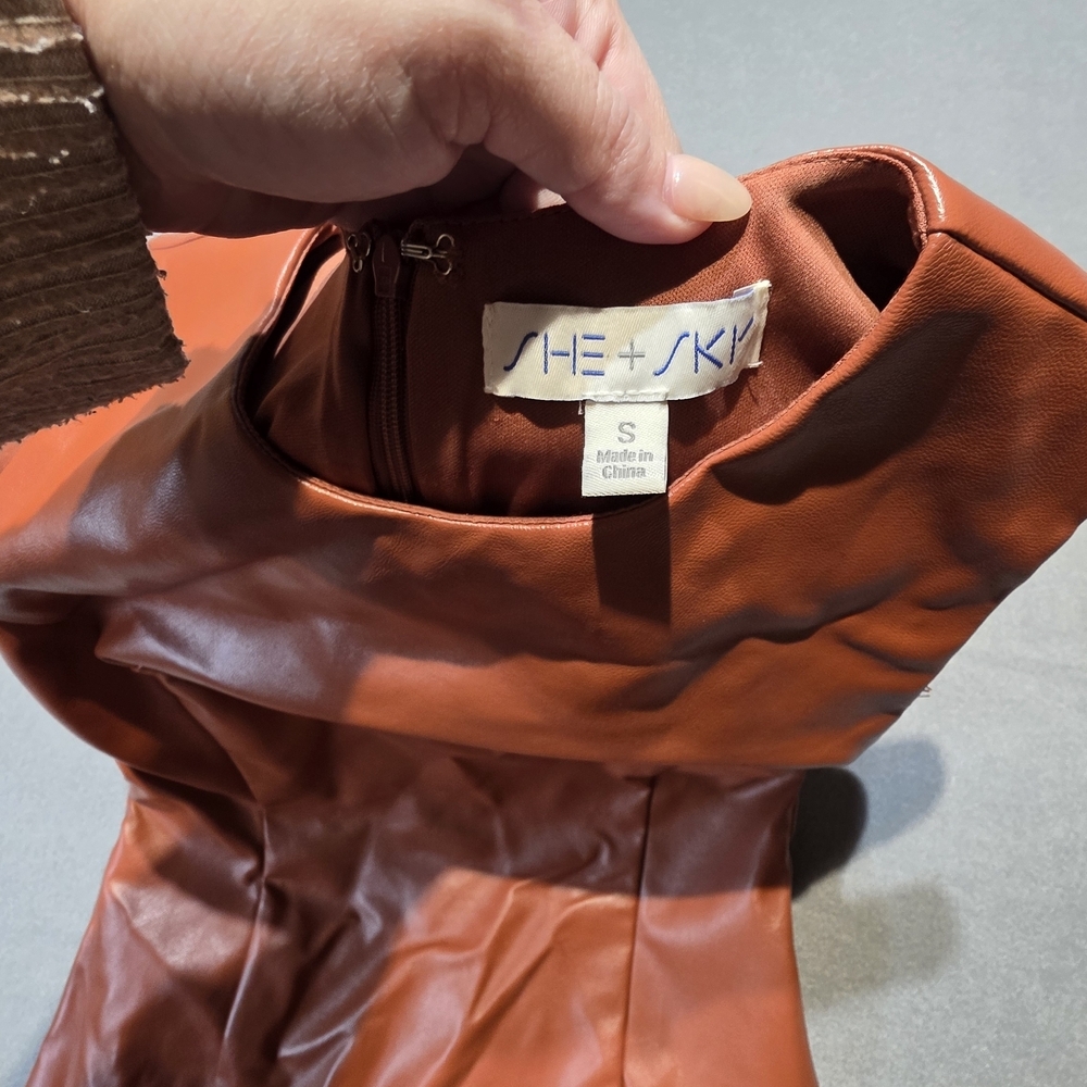 She + Sky Brown Pleather Dress Size Small PTP 18 - Length 32 Excellent Condition - Picture 4 of 5